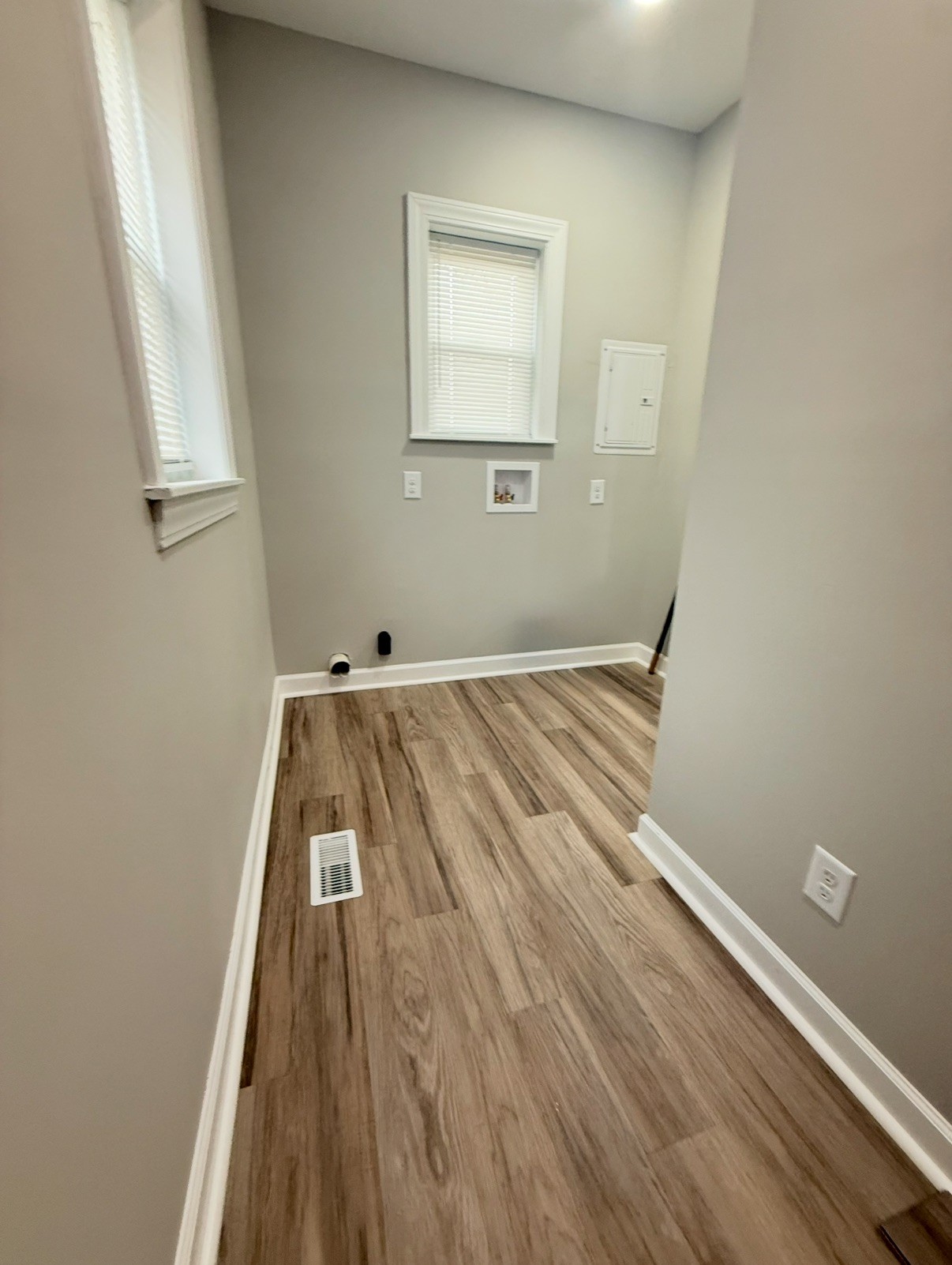 533 N Traub Ave laundry room after renovation